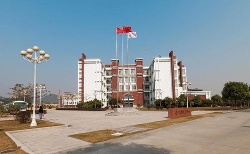 深圳這兩所 雙非 大學,錄取分數很高,就業不比雙一流大學差