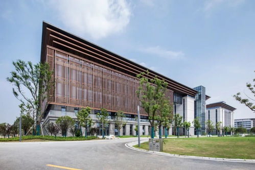 武大 華科有了 同一所大學 ,今日開始搬遷