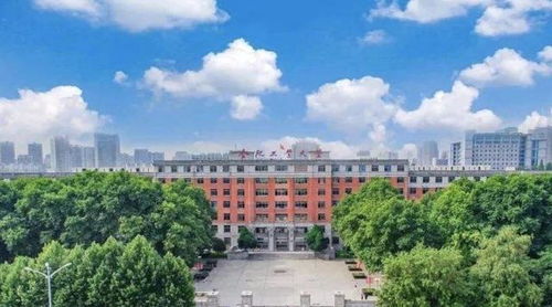 多所高校嚴格把控高校畢業生質量,畢業生達不到要求就退學處理